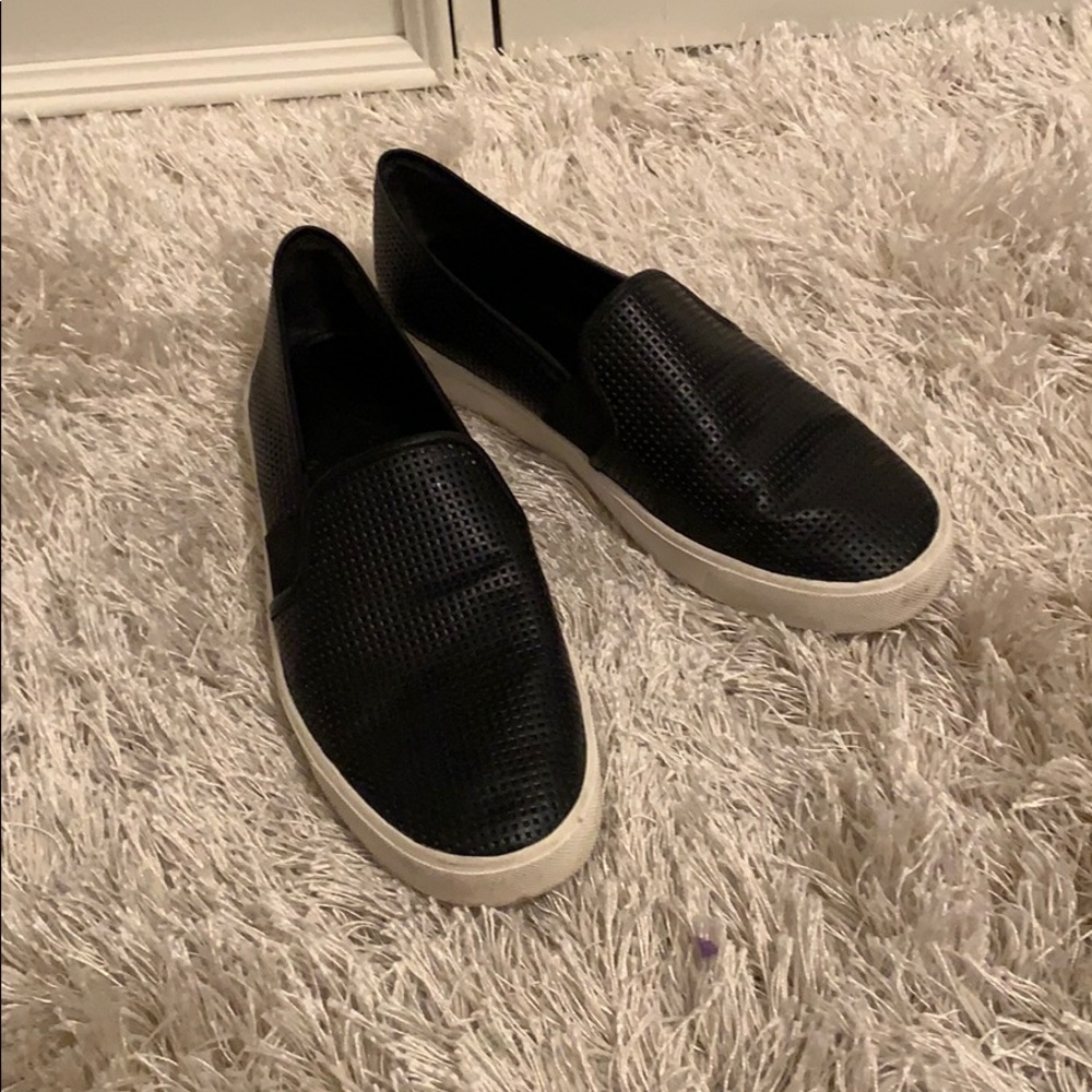 Vince Sneakers